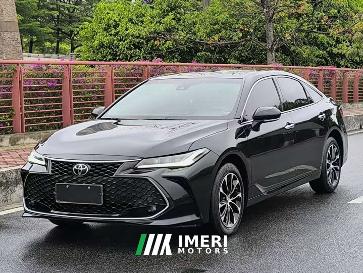 Toyota Avalon 2.5L Luxury - ავტომობილი ჩინეთიდან