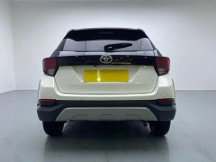 Toyota Yaris L Zhixuan X 1.5L CVT Luxury Plus - ფოტო 5