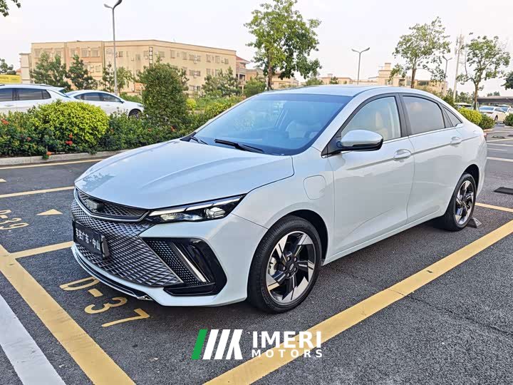 Geely Emgrand L HiP 2022 1.5TD-DHT Pro 100KM Travel Edition