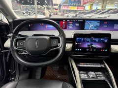 Lincoln Navigator 2.0T AWD Premium Edition - ფოტო 13