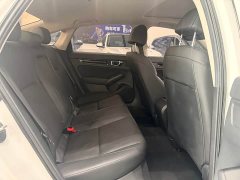 Honda Civic 180TURBO CVT Premium Edition - ფოტო 11
