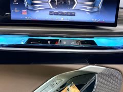 BMW 7 Series 2023 735Li M Sport Package - ფოტო 9
