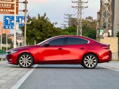 Mazda3 Axela 2022 2.0L Automatic Premium Edition - ფოტო 4