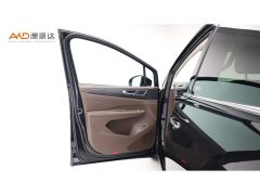 Volkswagen Viloran 2023 Facelift 380TSI Prestige - ფოტო 11