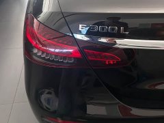Mercedes-Benz E-Class E 300 L Sport Luxury - ფოტო 11