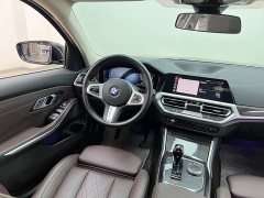 BMW 3 Series 325Li M Sport Package - ფოტო 17