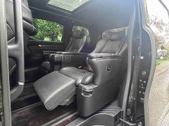 Toyota Vellfire Crown Hybrid 2.5L HV Premium Edition - ფოტო 11