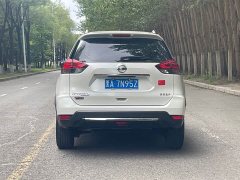 Nissan Qashqai 2.0L FWD Smart Connect Premium Edition - ფოტო 4