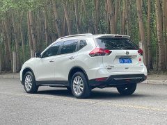 Nissan Qashqai 2.0L FWD Smart Connect Premium Edition - ფოტო 6