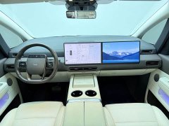 Li Auto Li Xiang MEGA Ultra - ფოტო 14