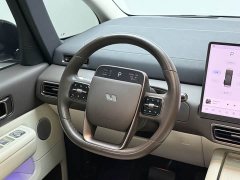 Li Auto Li Xiang MEGA Ultra - ფოტო 18