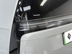 Li Auto Li Xiang MEGA Ultra - ფოტო 9