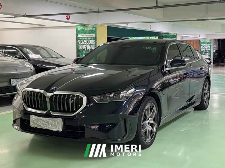 BMW i5 eDrive 35L M Sport Package - ავტომობილი ჩინეთიდან