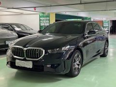 BMW i5 eDrive 35L M Sport Package - ფოტო 1