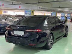 BMW i5 eDrive 35L M Sport Package - ფოტო 9