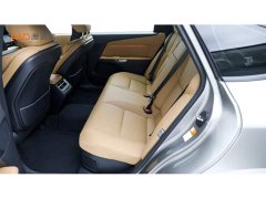 Lexus ES 300h - ფოტო 7