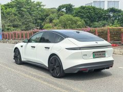 NIO ET5 2022 75kWh - ფოტო 15