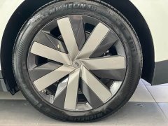 Li Auto i6 2025 Four-Wheel Drive Standard Edition - ფოტო 18