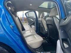 Ford Focus Sedan EcoBoost 180 Automatic Trend - ფოტო 14