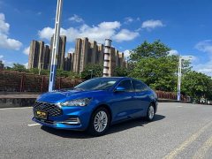 Ford Focus Sedan EcoBoost 180 Automatic Trend - ფოტო 4