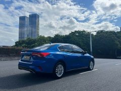 Ford Focus Sedan EcoBoost 180 Automatic Trend - ფოტო 7