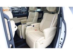 Toyota Alphard 2021 Hybrid 2.5L Luxury - ფოტო 7