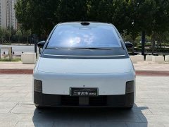 Li Auto MEGA Home Family Edition - ფოტო 2