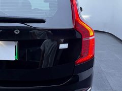 Volvo XC90 Plug-in Hybrid T8 Inscription Luxury 7-Seater - ფოტო 15