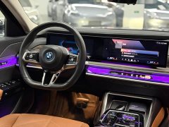 BMW i7 eDrive50L Leading M Sport Package - ფოტო 3