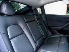Tesla Model Y Performance All-Wheel Drive - ფოტო 7