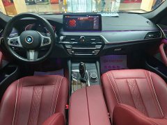 BMW 5 Series Facelift 530Li Premier M Sport Package - ფოტო 4