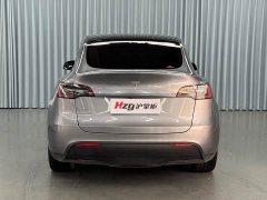 Tesla Model Y Long Range All-Wheel Drive - ფოტო 8