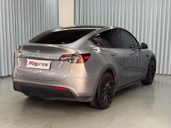 Tesla Model Y Long Range All-Wheel Drive - ფოტო 9