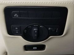 Mercedes-Benz Vito 2.0T Business Edition 7-Seater - ფოტო 4
