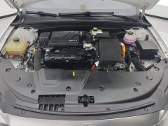 BYD Qin PLUS Glory Edition DM-i 55KM Leading - ფოტო 10