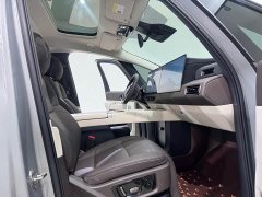 Li Auto Li Xiang MEGA Ultra - ფოტო 8