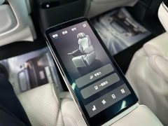 Avatr Lantu Dreamchaser PHEV AWD Luxury Kunpeng Edition - ფოტო 18