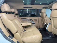 Land Rover Range Rover 3.0 L6 400PS Extended Wheelbase 7-Seater - ფოტო 13