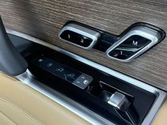 Land Rover Range Rover 3.0 L6 400PS Extended Wheelbase 7-Seater - ფოტო 16