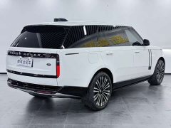 Land Rover Range Rover 3.0 L6 400PS Extended Wheelbase 7-Seater - ფოტო 5