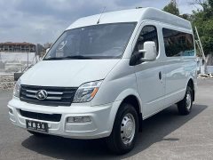 New Journey Xintu V80 2.0T Manual Classic Aoyun Tong Short Wheelbase Mid-roof 5/6 Seater - ფოტო 1