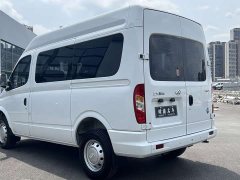 New Journey Xintu V80 2.0T Manual Classic Aoyun Tong Short Wheelbase Mid-roof 5/6 Seater - ფოტო 12