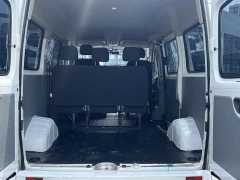 New Journey Xintu V80 2.0T Manual Classic Aoyun Tong Short Wheelbase Mid-roof 5/6 Seater - ფოტო 6