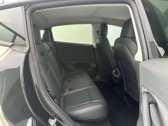Tesla Model Y Standard Range RWD - ფოტო 11