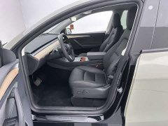 Tesla Model Y Standard Range RWD - ფოტო 14