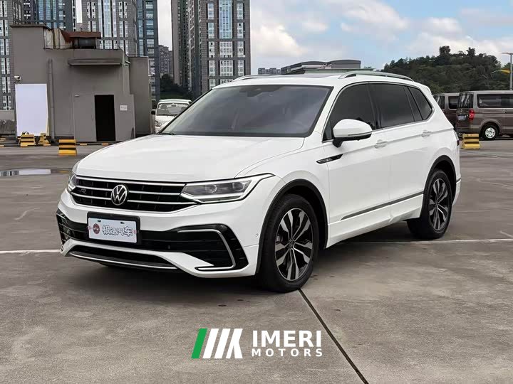 Volkswagen Tiguan L 330TSI Automatic FWD R-Line Comfort Edition - ავტომობილი ჩინეთიდან