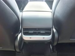 Tesla Model Y 2022 Facelift Rear-Wheel Drive - ფოტო 11