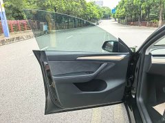 Tesla Model Y 2022 Facelift Rear-Wheel Drive - ფოტო 4