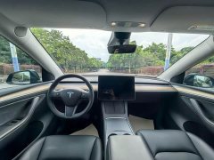 Tesla Model Y 2022 Facelift Rear-Wheel Drive - ფოტო 9