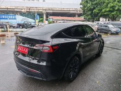 Tesla Model Y Standard Range RWD - ფოტო 4